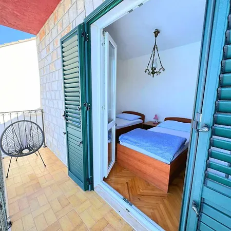 Seaside With Views, Balcony,terrace * دوبروفينك