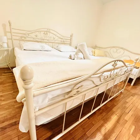Seaside With Views, Balcony,terrace شقة دوبروفينك
