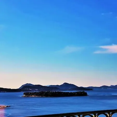 شقة Seaside With Views, Balcony,terrace *