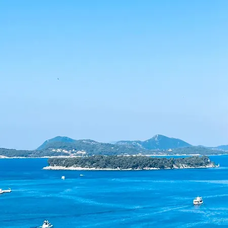 Seaside With Views, Balcony,terrace * دوبروفينك